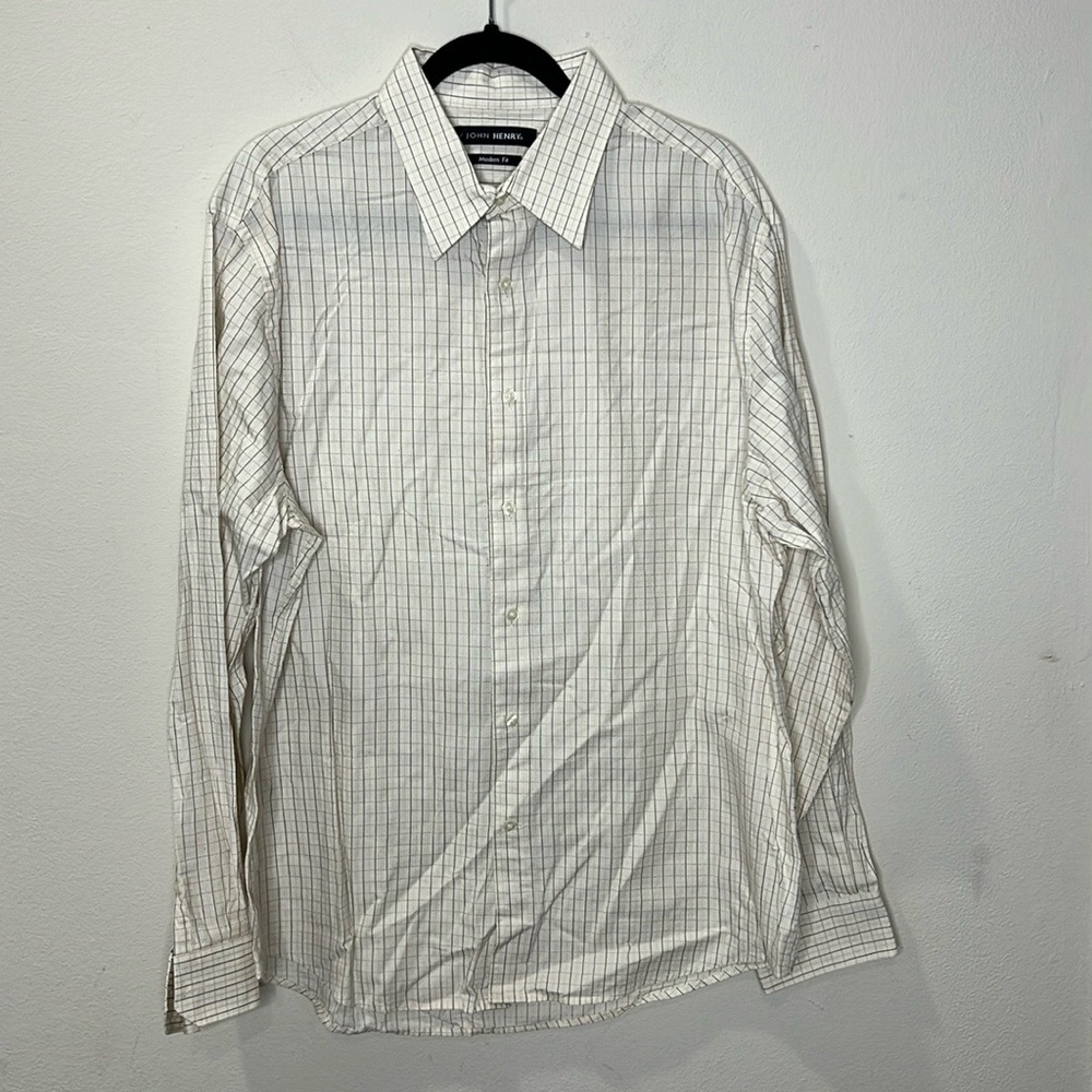 John Henry Men’s Long Sleeve Button Down Shirt